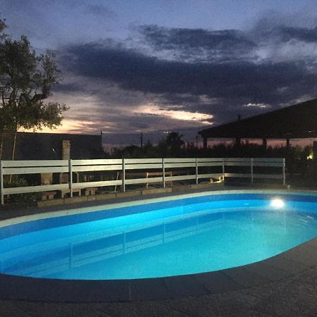 Villetta Mari Con Piscina Esclusiva Nel Salento Capilungo Eksteriør bilde